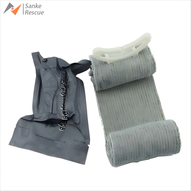 Field Dressing Kit - Trousse de premiers secours d'urgence pour